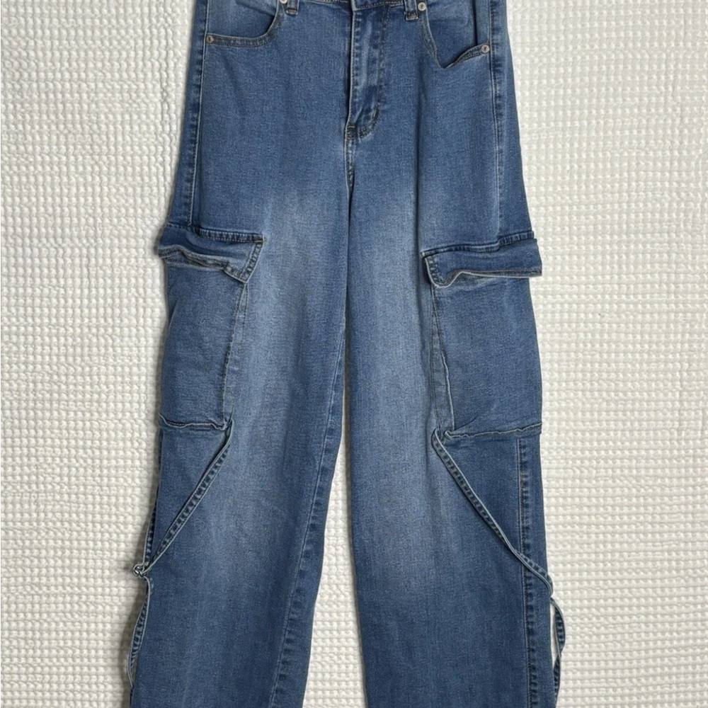 Wide Leg Blue Jeans